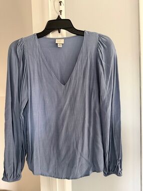 A New Day Dusty Blue V-Neck Puff Sleeve Blouse